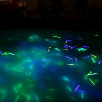 Glow party piscina Partylus